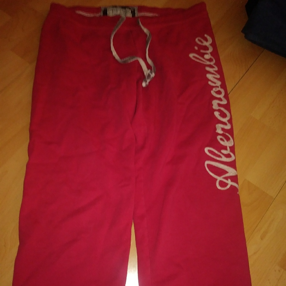 Abercrombie size xs sweatpants. Smoke free home.